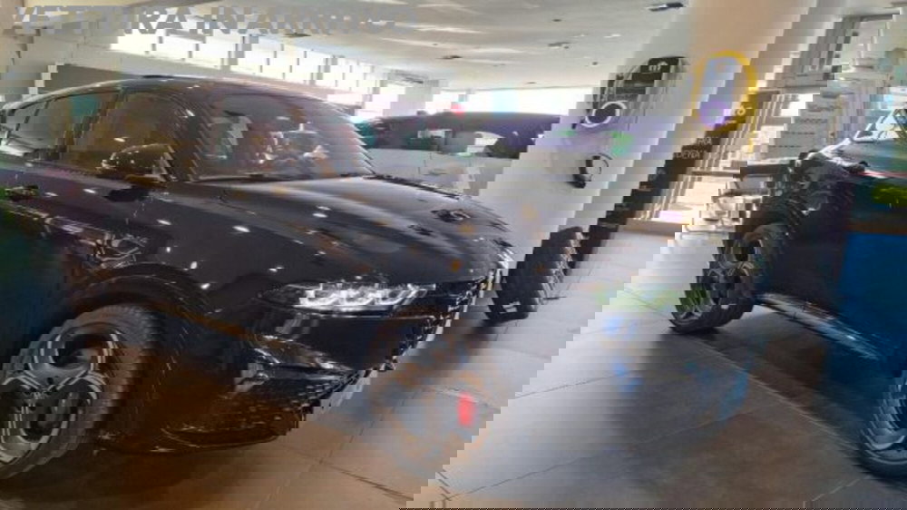 Alfa Romeo Tonale nuova a Modena (3)