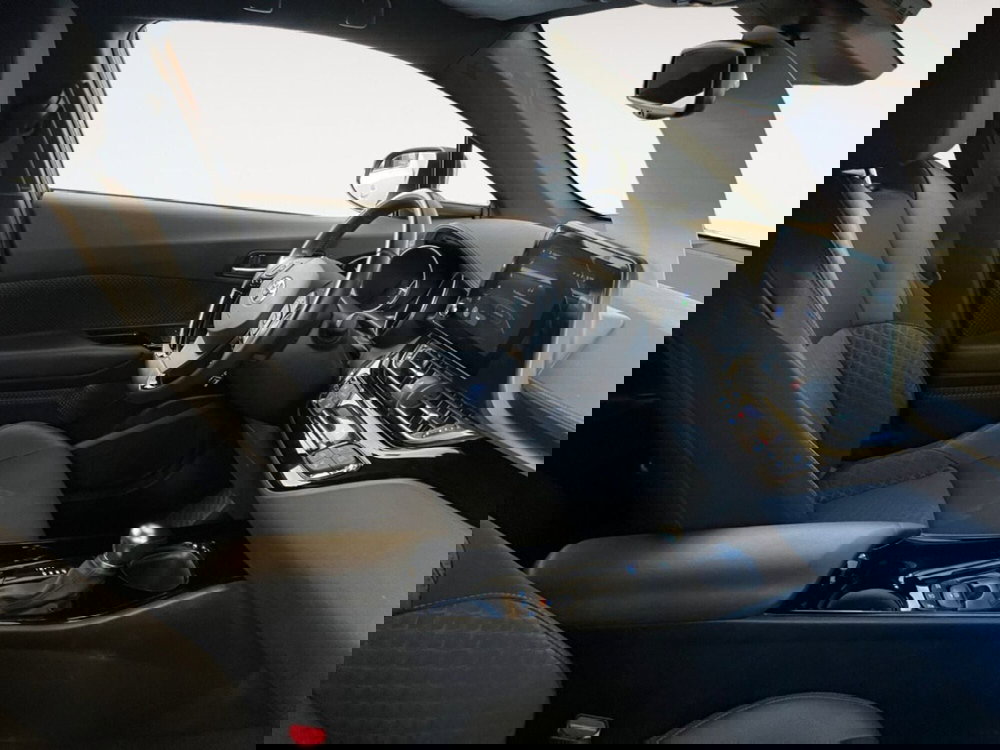 Toyota Toyota C-HR usata a Verona (4)