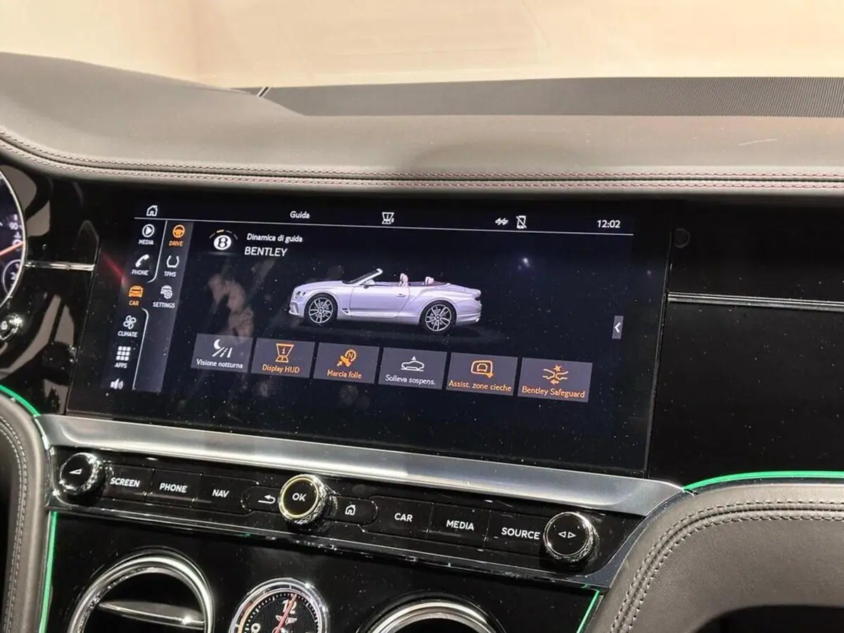 Bentley Continental GTC usata a Varese (13)
