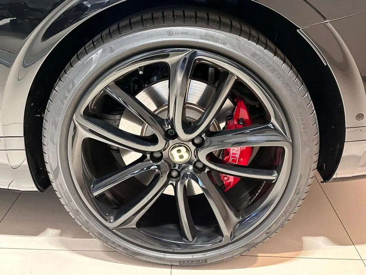 Bentley Continental GTC usata a Varese (9)