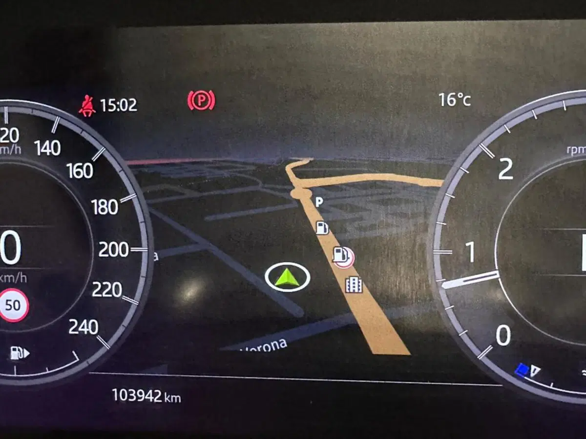 Land Rover Discovery Sport usata a Varese (10)