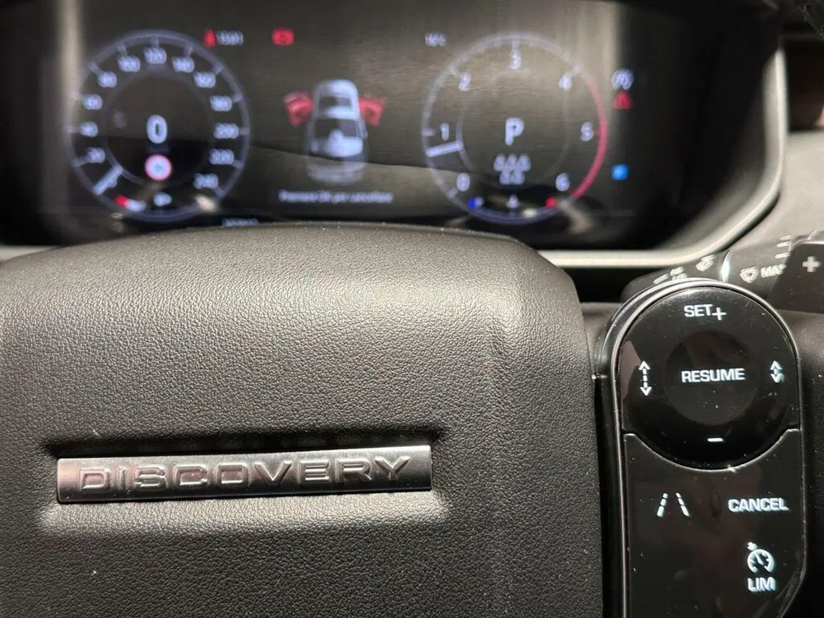 Land Rover Discovery Sport usata a Varese (11)