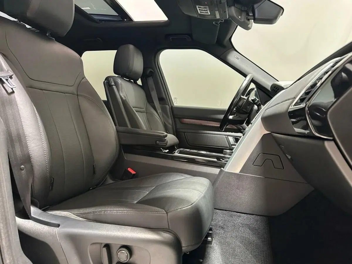 Land Rover Discovery Sport usata a Varese (3)