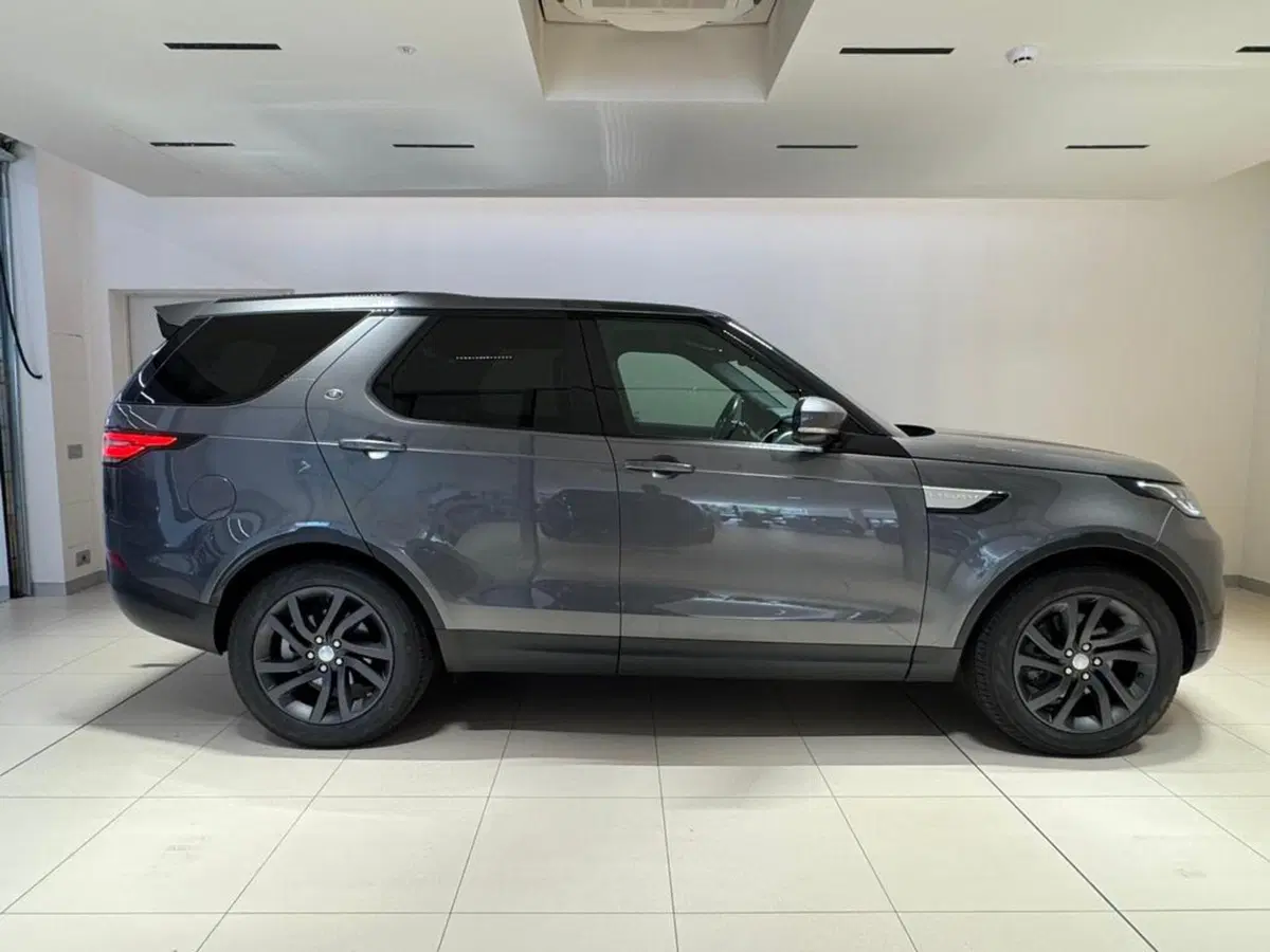 Land Rover Discovery Sport usata a Varese (6)