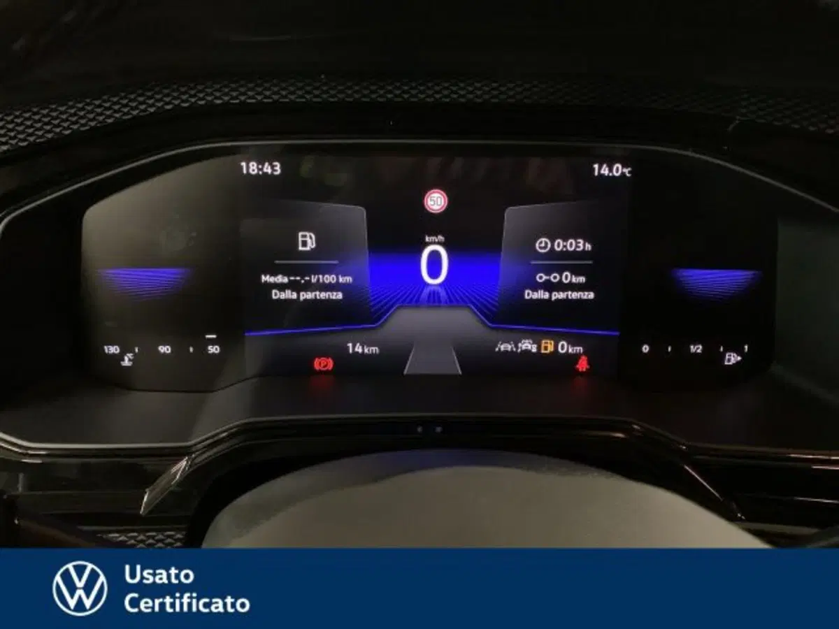 Volkswagen Polo nuova a Vicenza (11)
