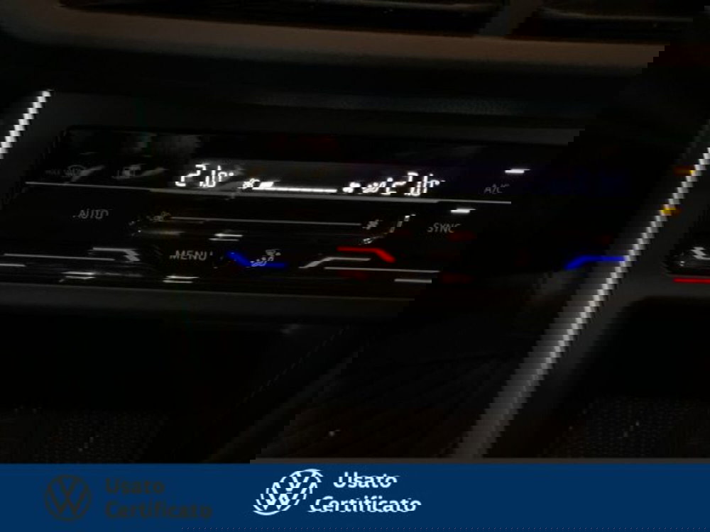 Volkswagen Polo nuova a Vicenza (15)