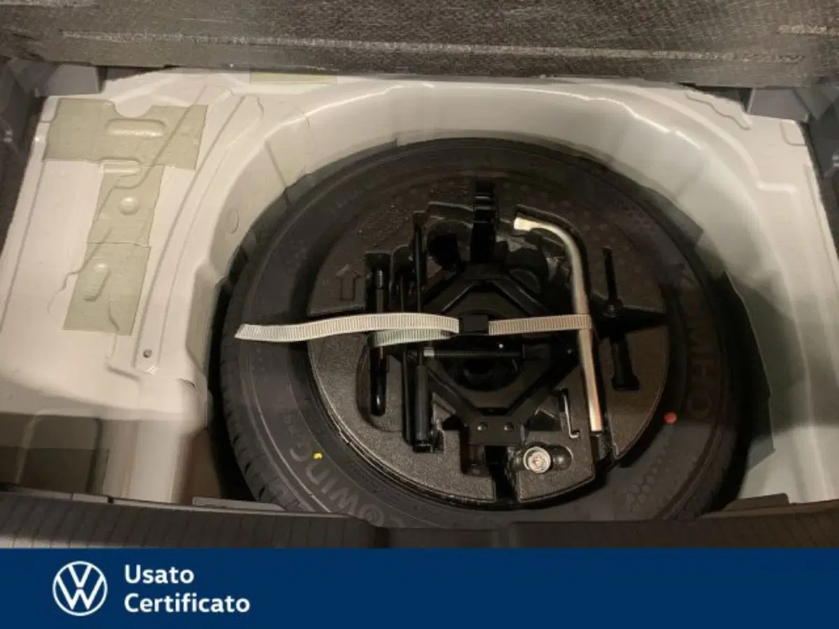 Volkswagen Polo nuova a Vicenza (20)