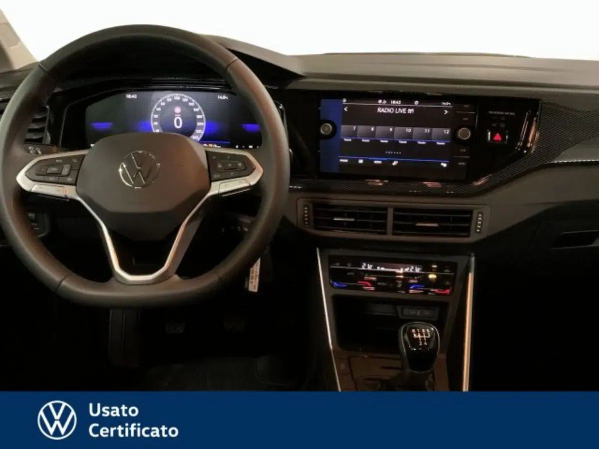 Volkswagen Polo nuova a Vicenza (7)