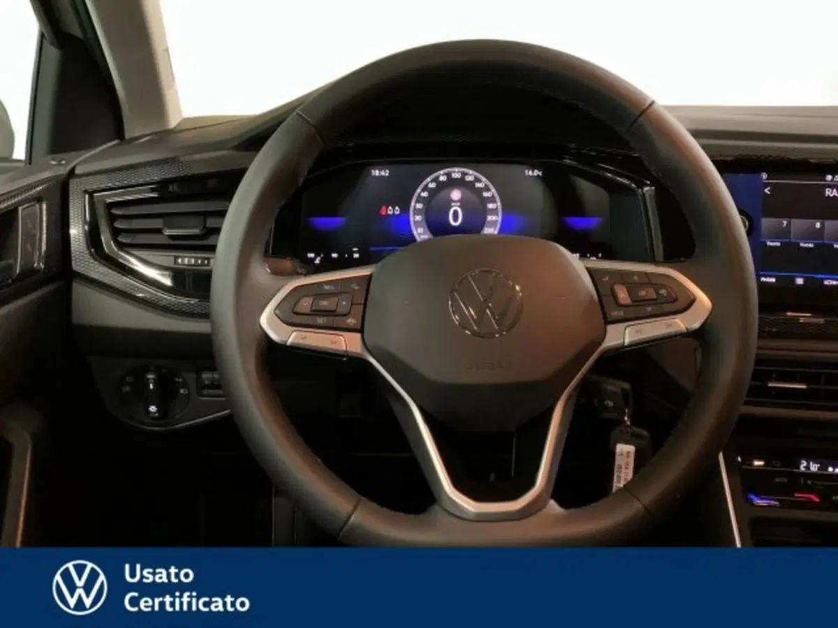 Volkswagen Polo nuova a Vicenza (8)