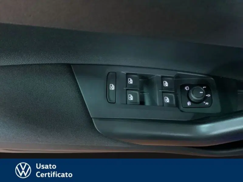 Volkswagen Polo nuova a Vicenza (18)