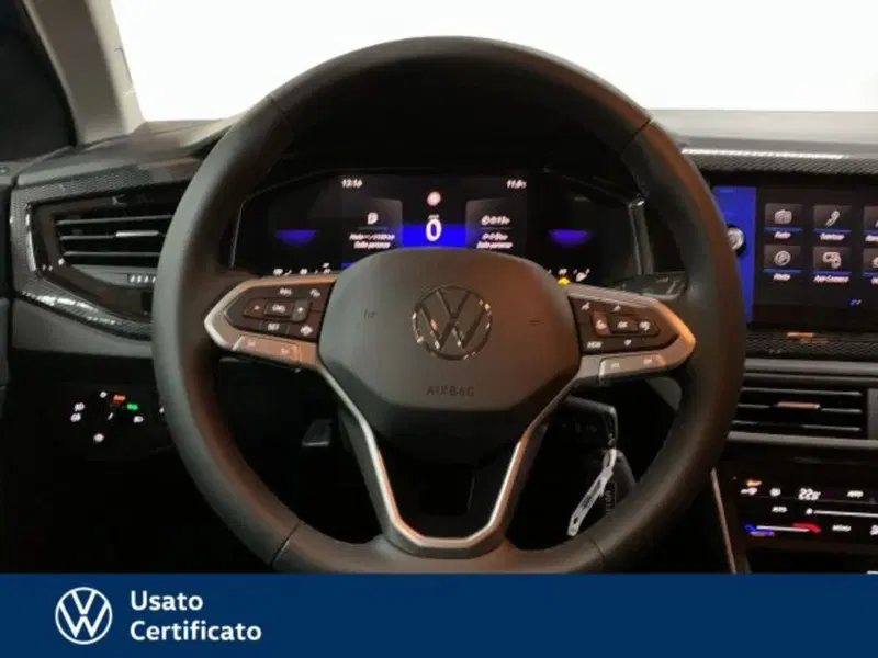 Volkswagen Polo nuova a Vicenza (8)