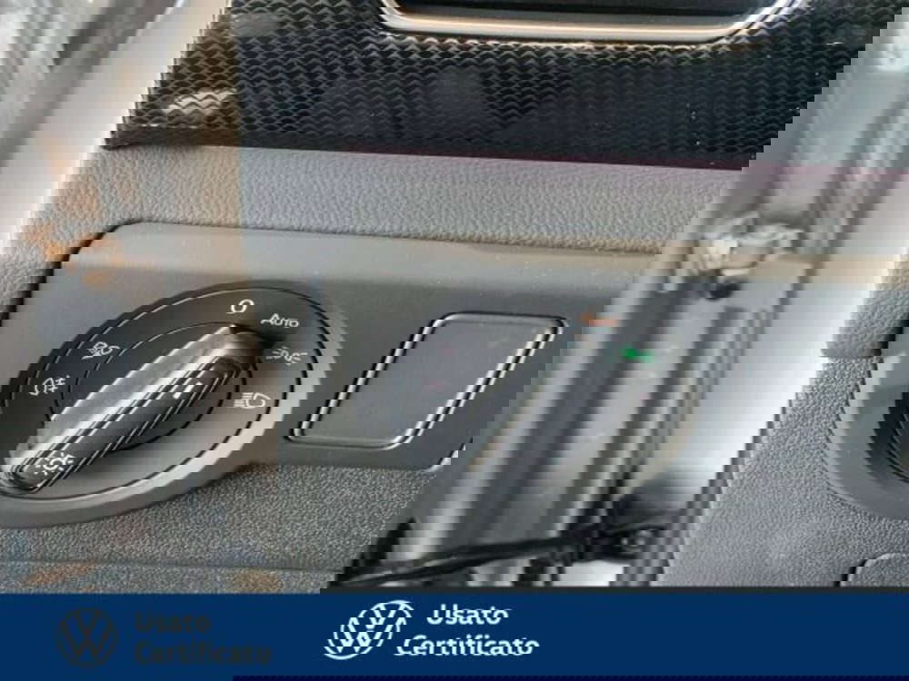 Volkswagen T-Cross nuova a Vicenza (15)