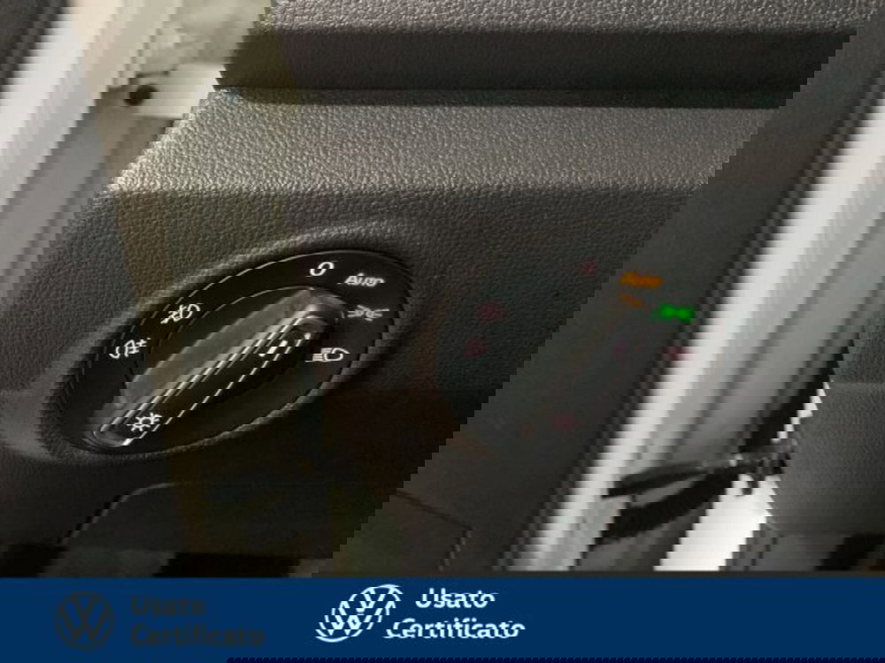 Volkswagen T-Roc usata a Vicenza (17)