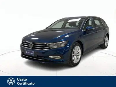 Volkswagen Passat Variant 2.0 TDI DSG Business BlueMotion Tech del 2023 usata a Arzignano