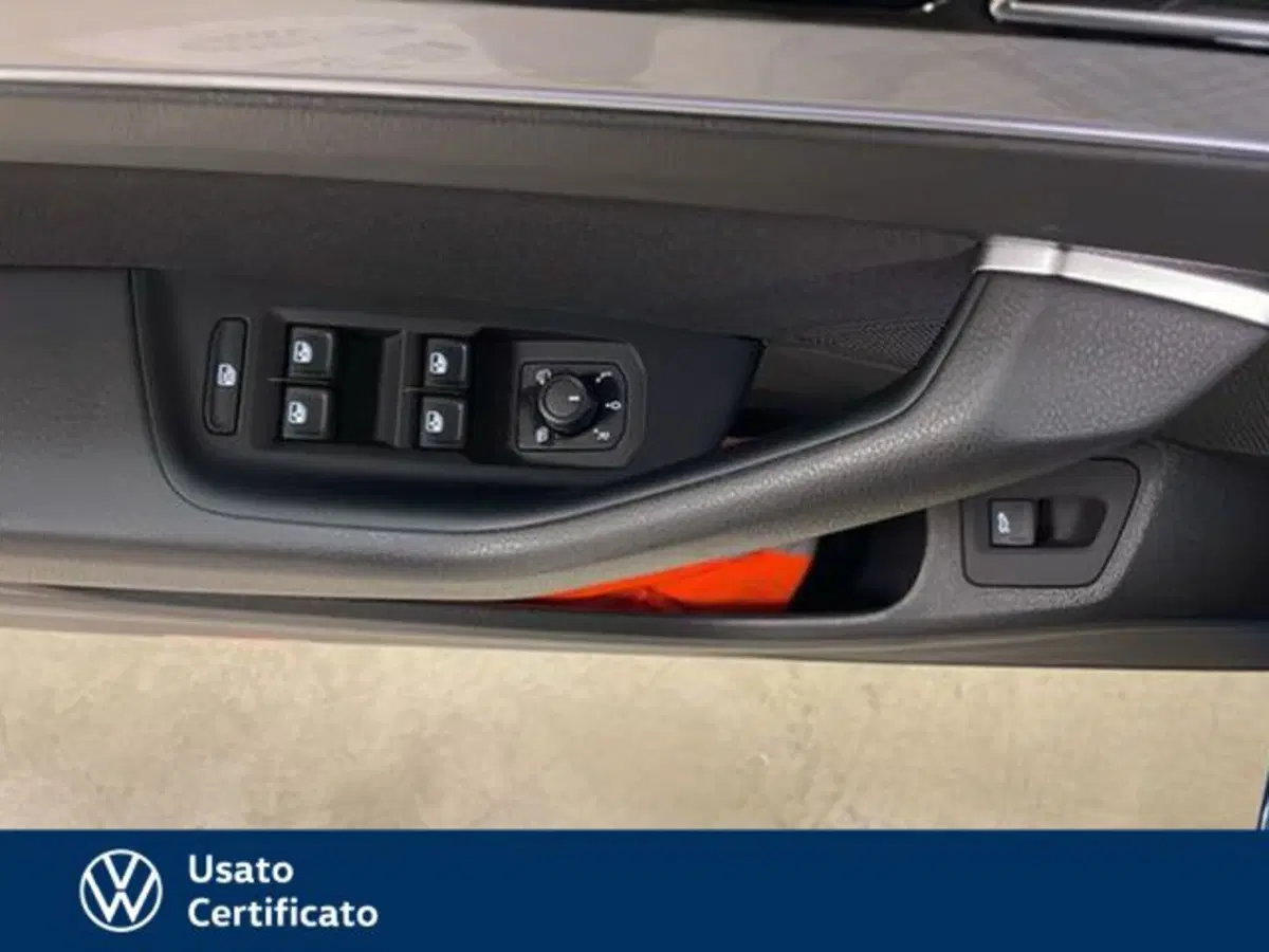 Volkswagen Passat Variant usata a Vicenza (14)