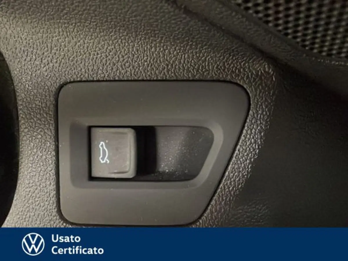 Volkswagen Passat Variant usata a Vicenza (15)