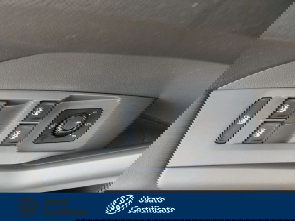 Volkswagen T-Cross usata a Vicenza (16)