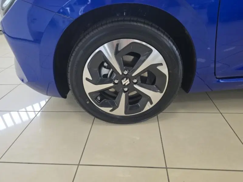 Suzuki Swift nuova a Reggio Emilia (19)