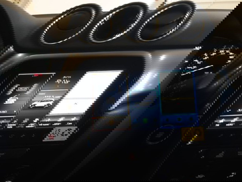 Suzuki Vitara nuova a Reggio Emilia (16)