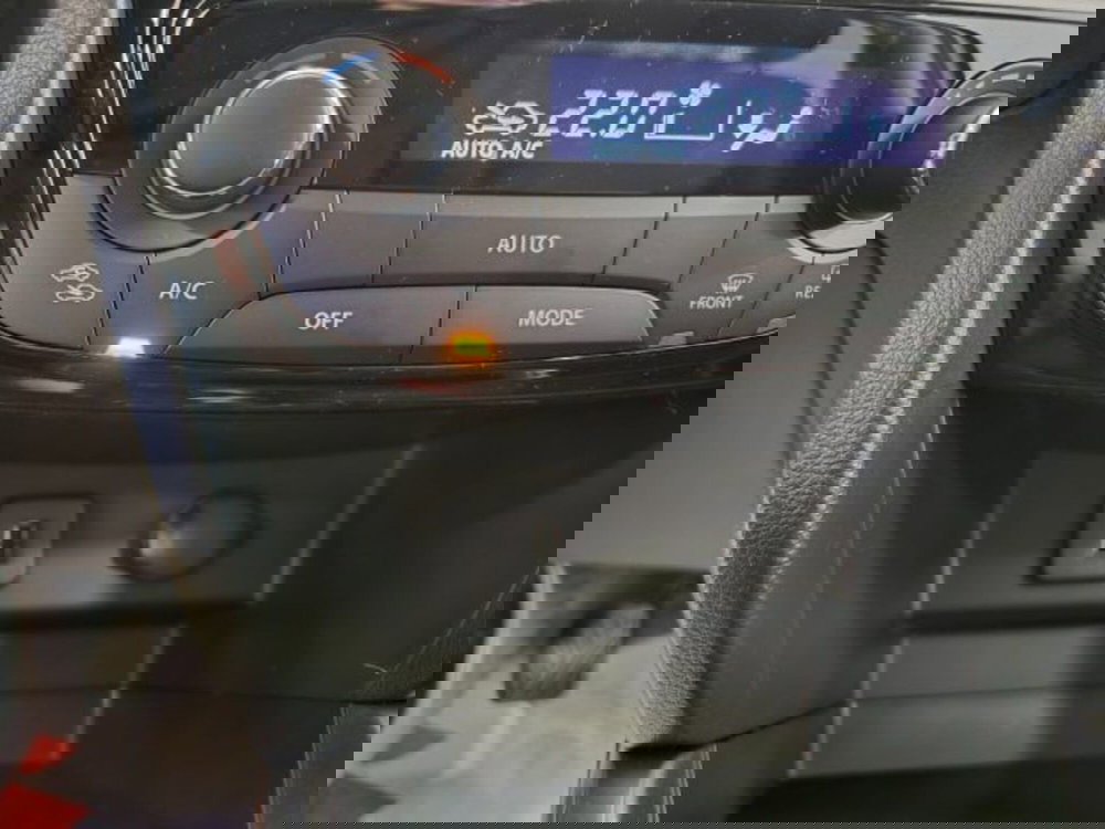 Suzuki Vitara nuova a Reggio Emilia (19)