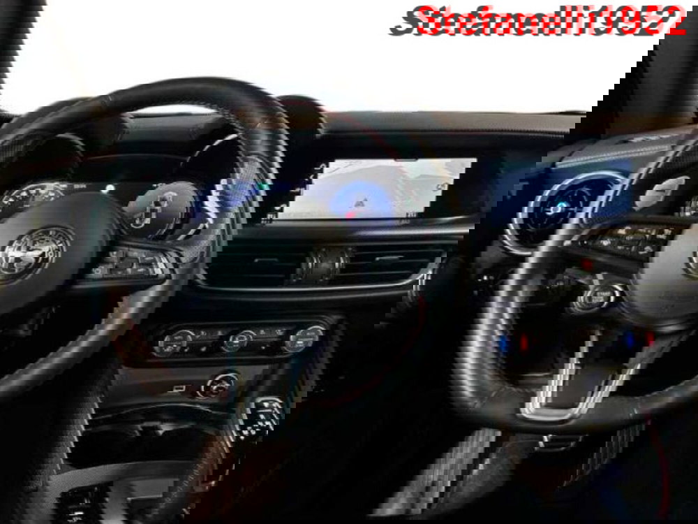 Alfa Romeo Stelvio usata a Bologna (14)