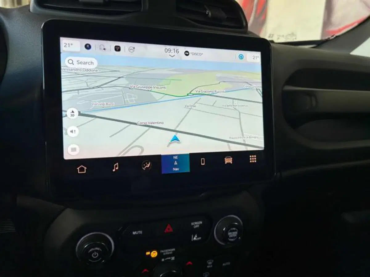 Jeep Renegade usata a Vercelli (17)