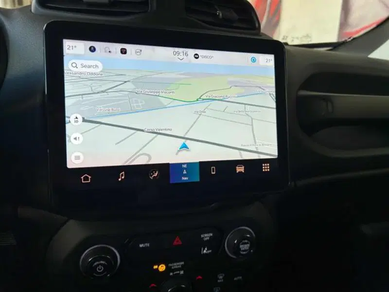 Jeep Renegade usata a Vercelli (17)