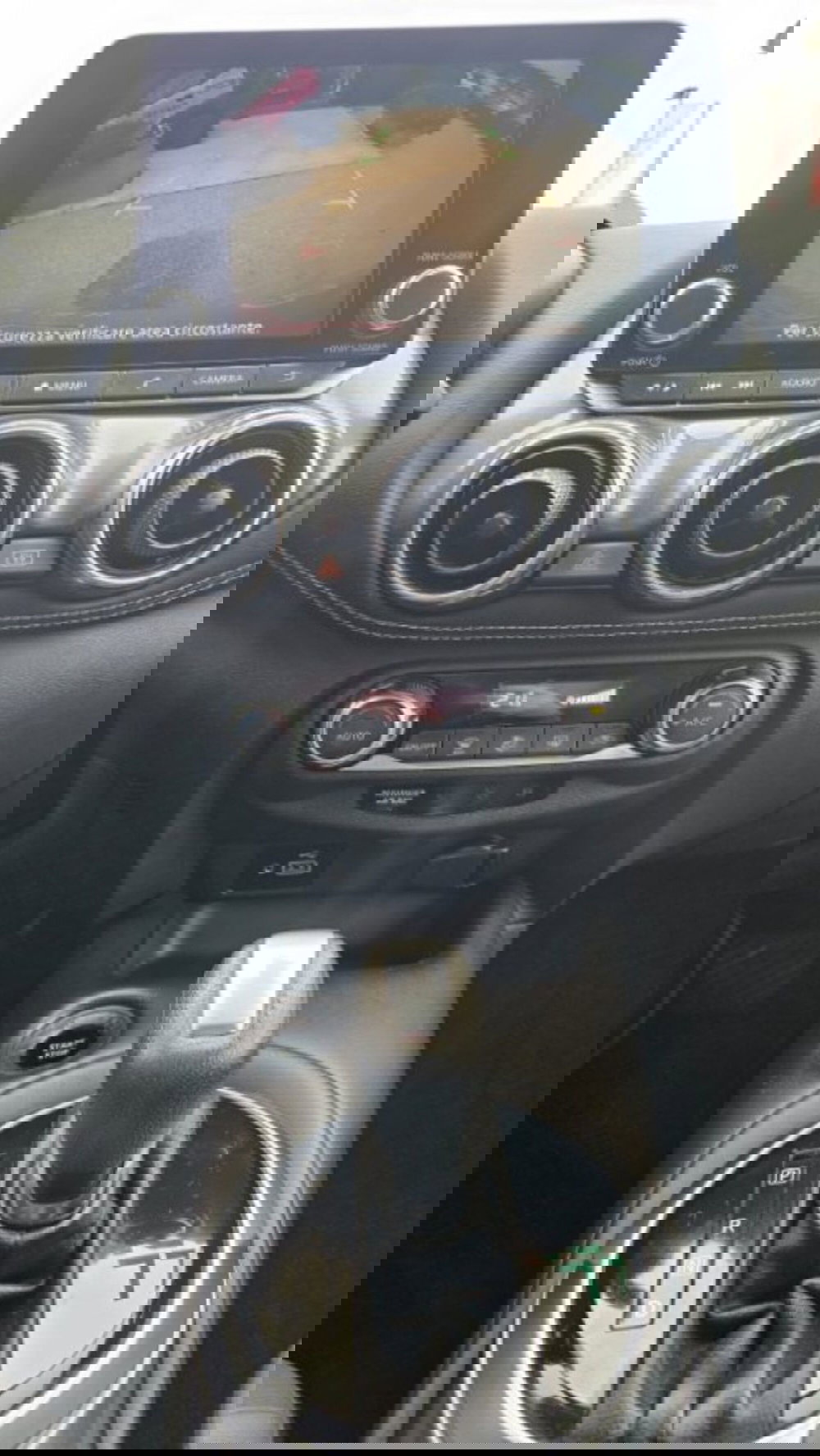 Nissan Juke usata a Lucca (11)