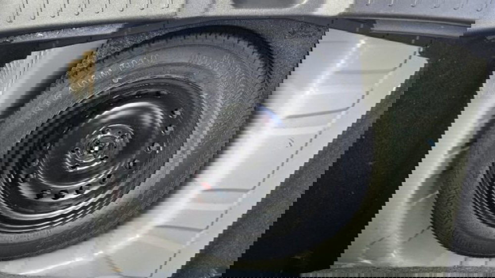 Nissan Juke usata a Lucca (17)