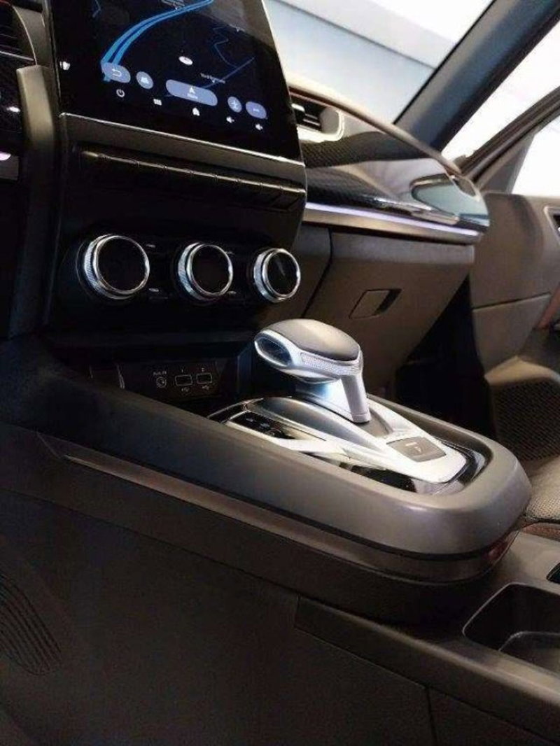 Renault Arkana usata a Firenze (16)