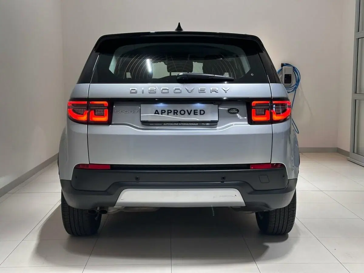 Land Rover Discovery Sport usata a Varese (8)