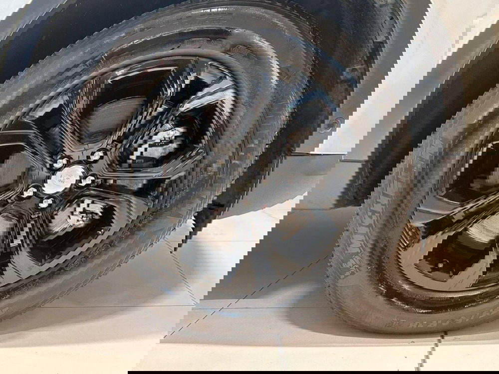 Land Rover Discovery Sport usata a Varese (9)