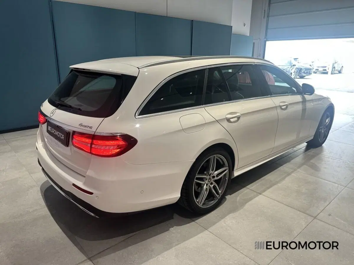 Mercedes-Benz Classe E Station Wagon usata a Bari (5)