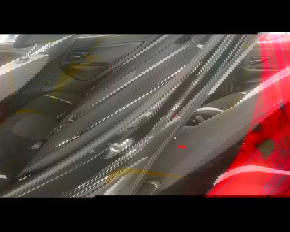 Lancia Ypsilon usata a Bologna (7)