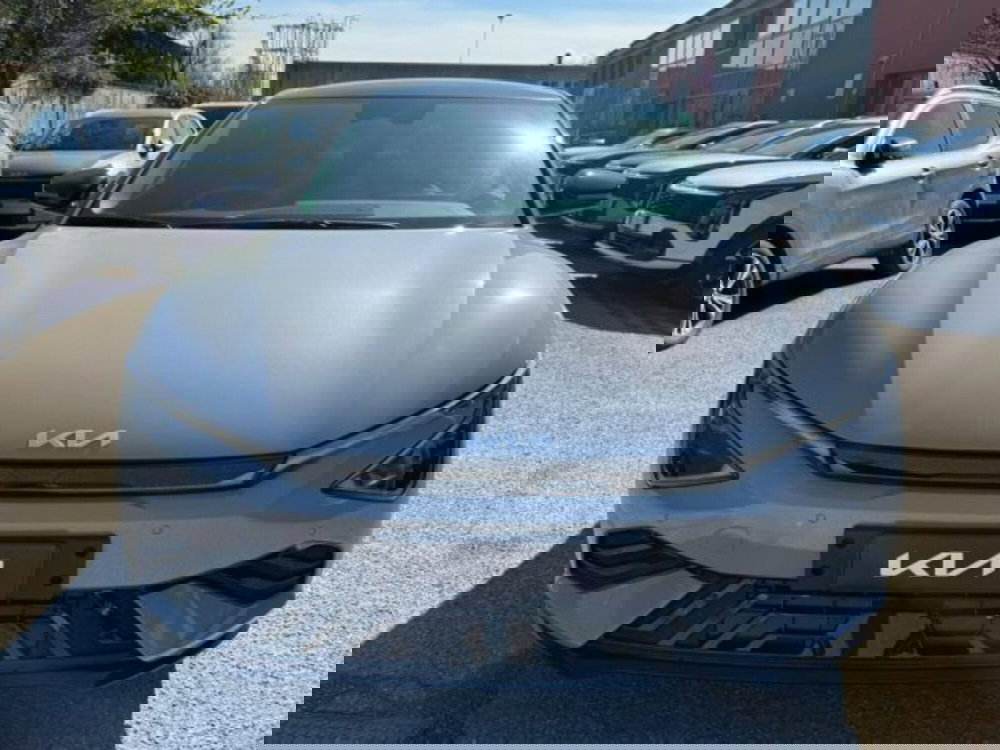 Kia EV6 nuova a Bologna (2)