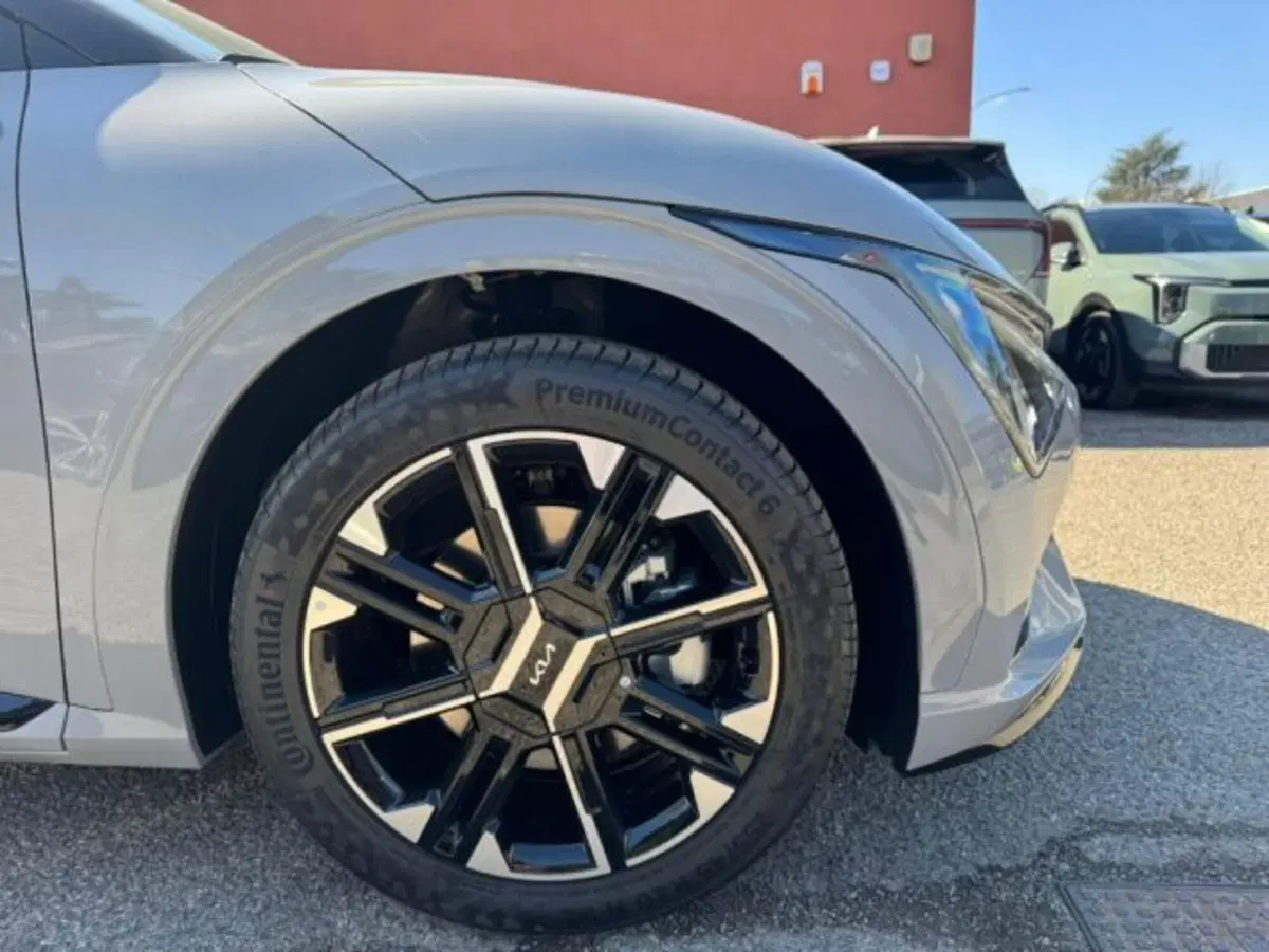 Kia EV6 nuova a Bologna (7)