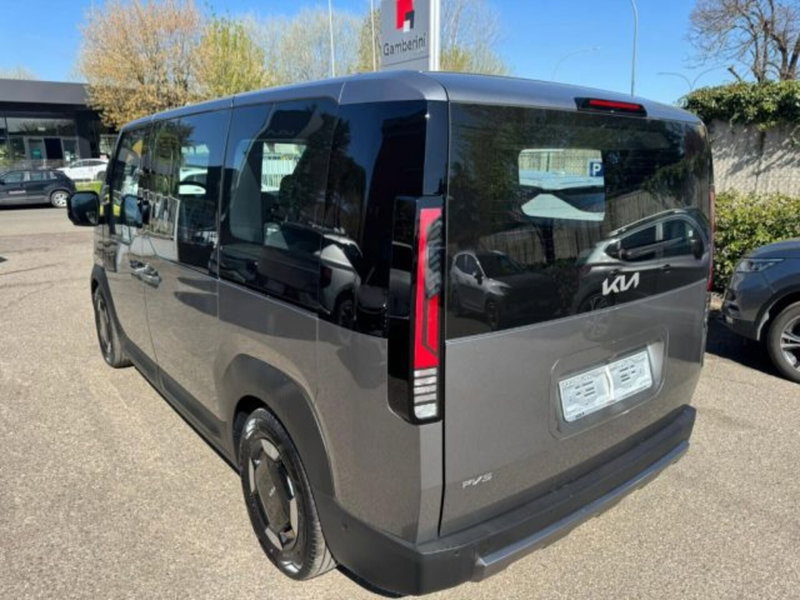 Kia PV5 nuova a Bologna (4)