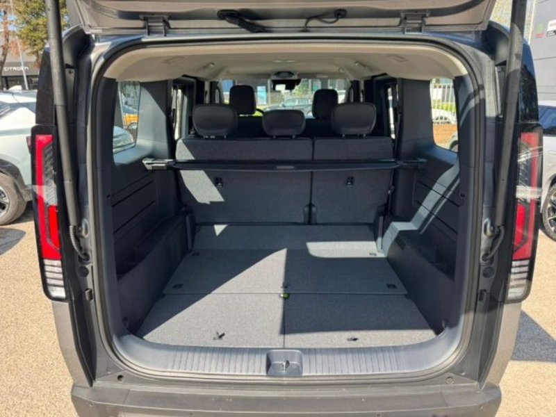 Kia PV5 nuova a Bologna (5)