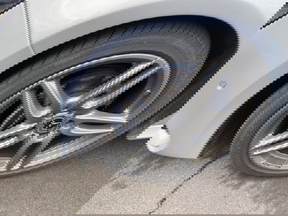 Mercedes-Benz CLA Shooting Brake usata a Catania (12)