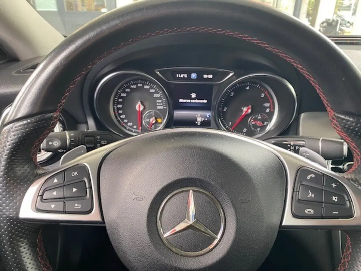 Mercedes-Benz CLA Shooting Brake usata a Catania (6)