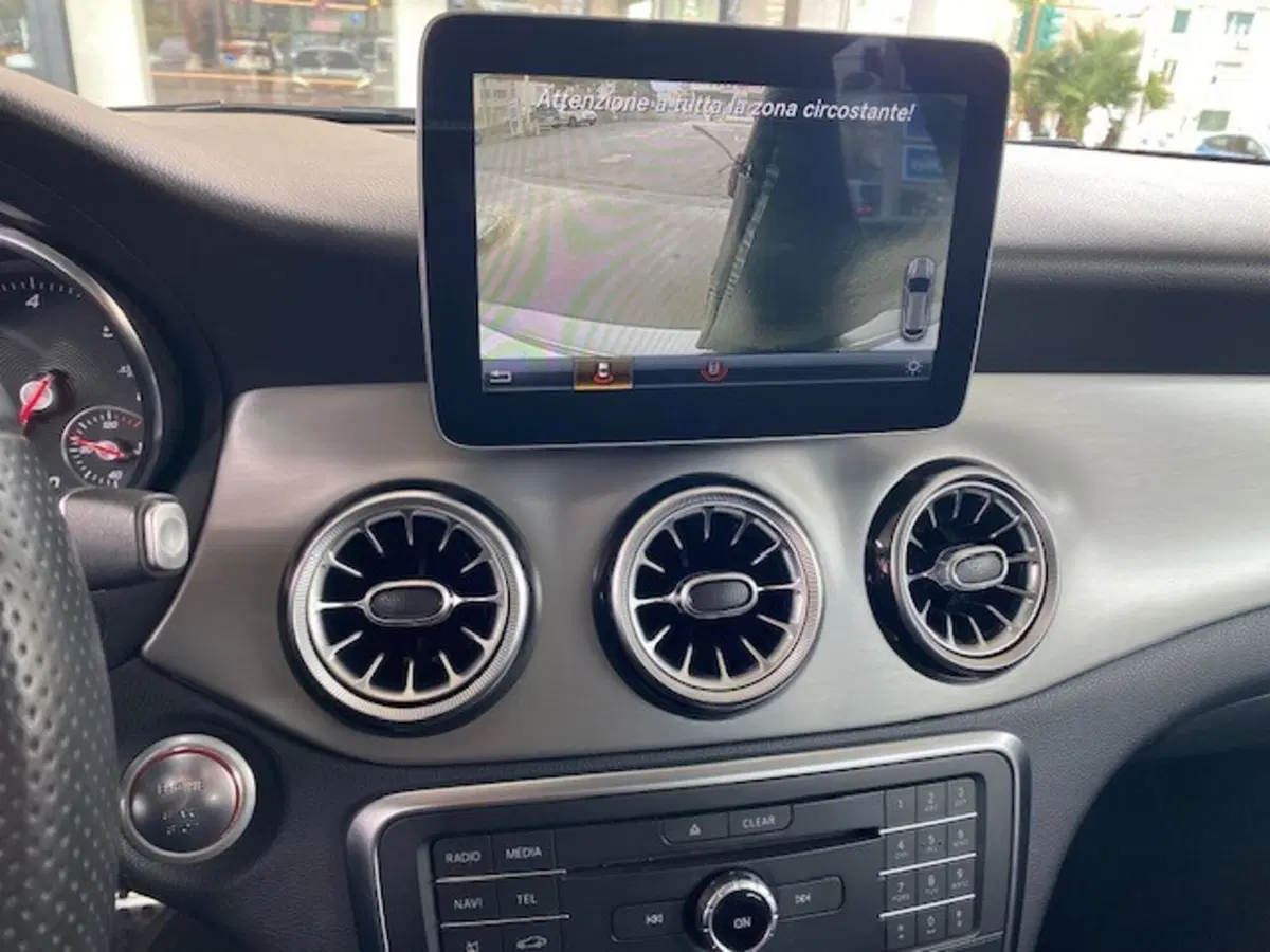 Mercedes-Benz CLA Shooting Brake usata a Catania (7)