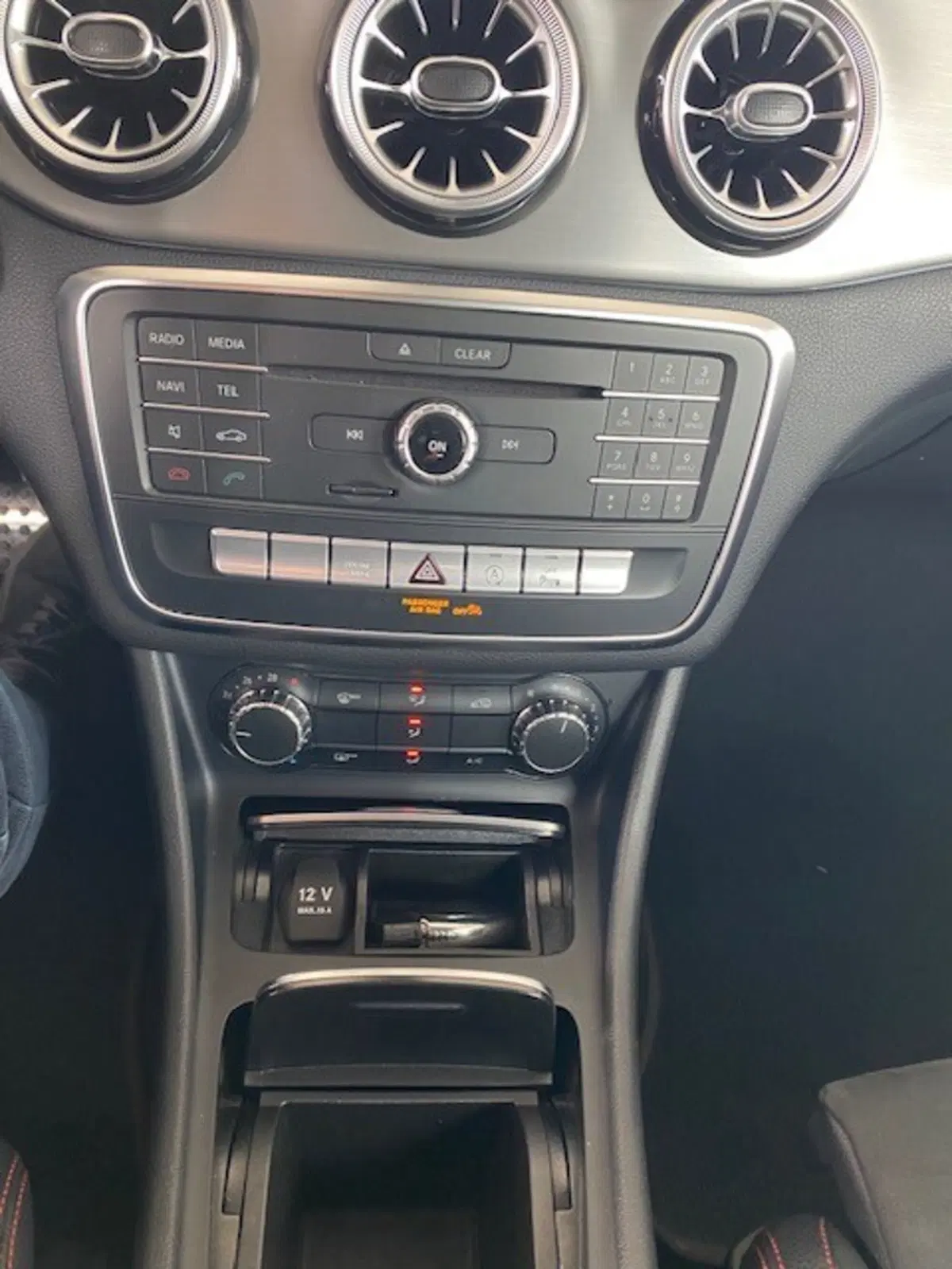 Mercedes-Benz CLA Shooting Brake usata a Catania (8)