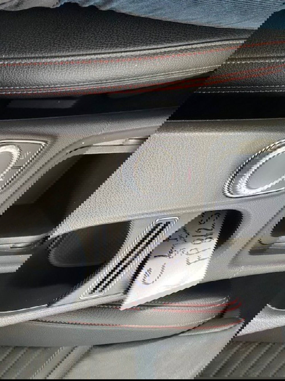 Mercedes-Benz CLA Shooting Brake usata a Catania (9)