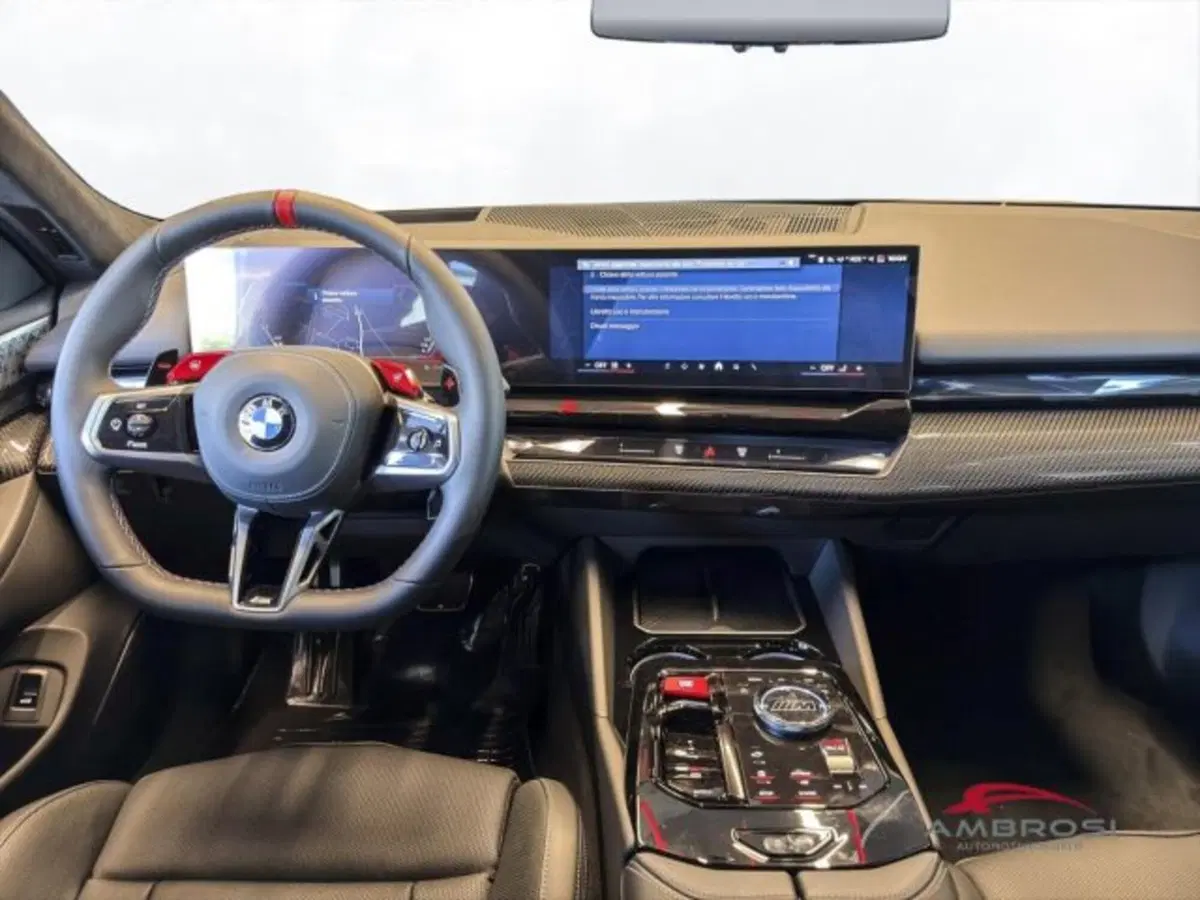 BMW Serie 5 Touring nuova a Perugia (15)