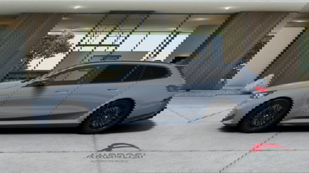 BMW Serie 5 Touring nuova a Perugia (3)