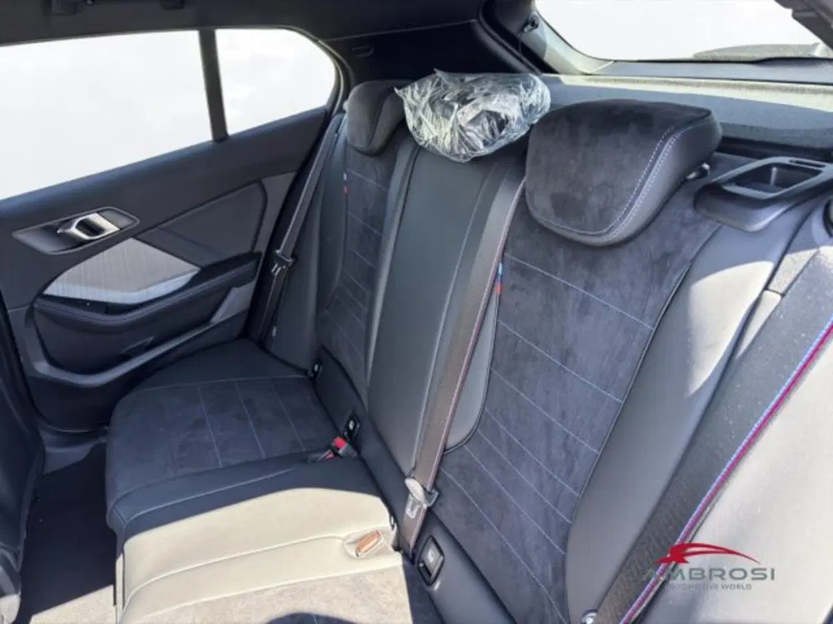 BMW Serie 1 nuova a Perugia (11)