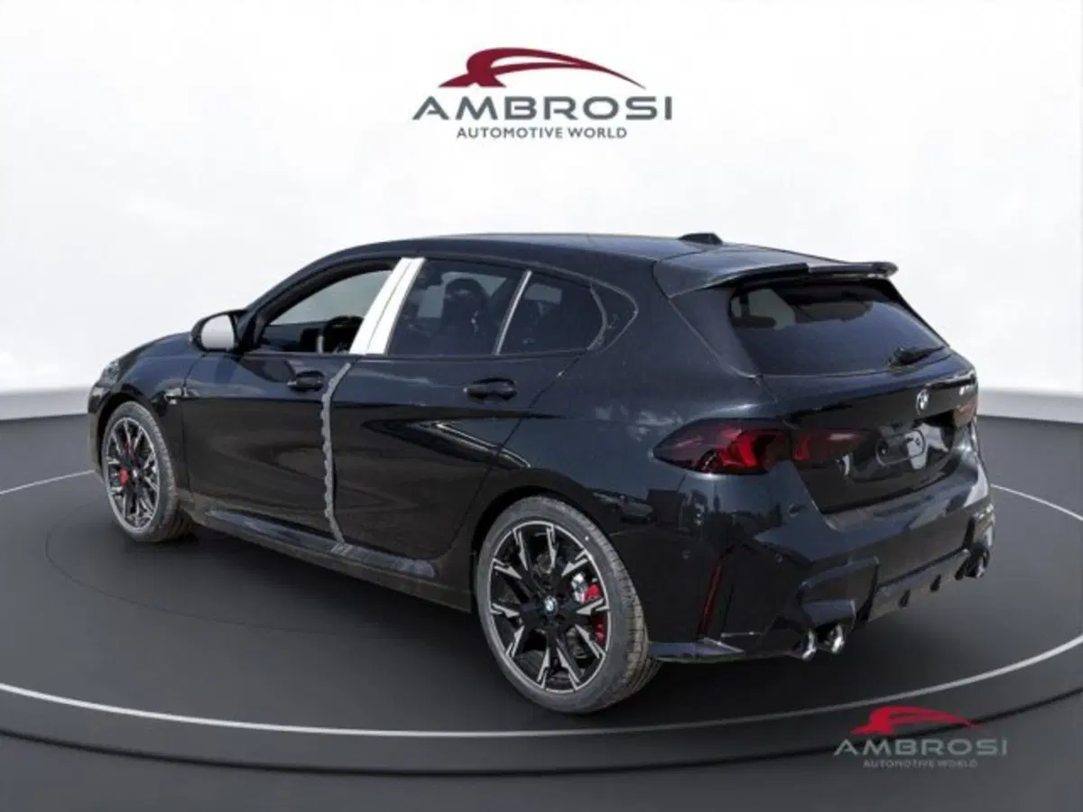 BMW Serie 1 nuova a Perugia (4)