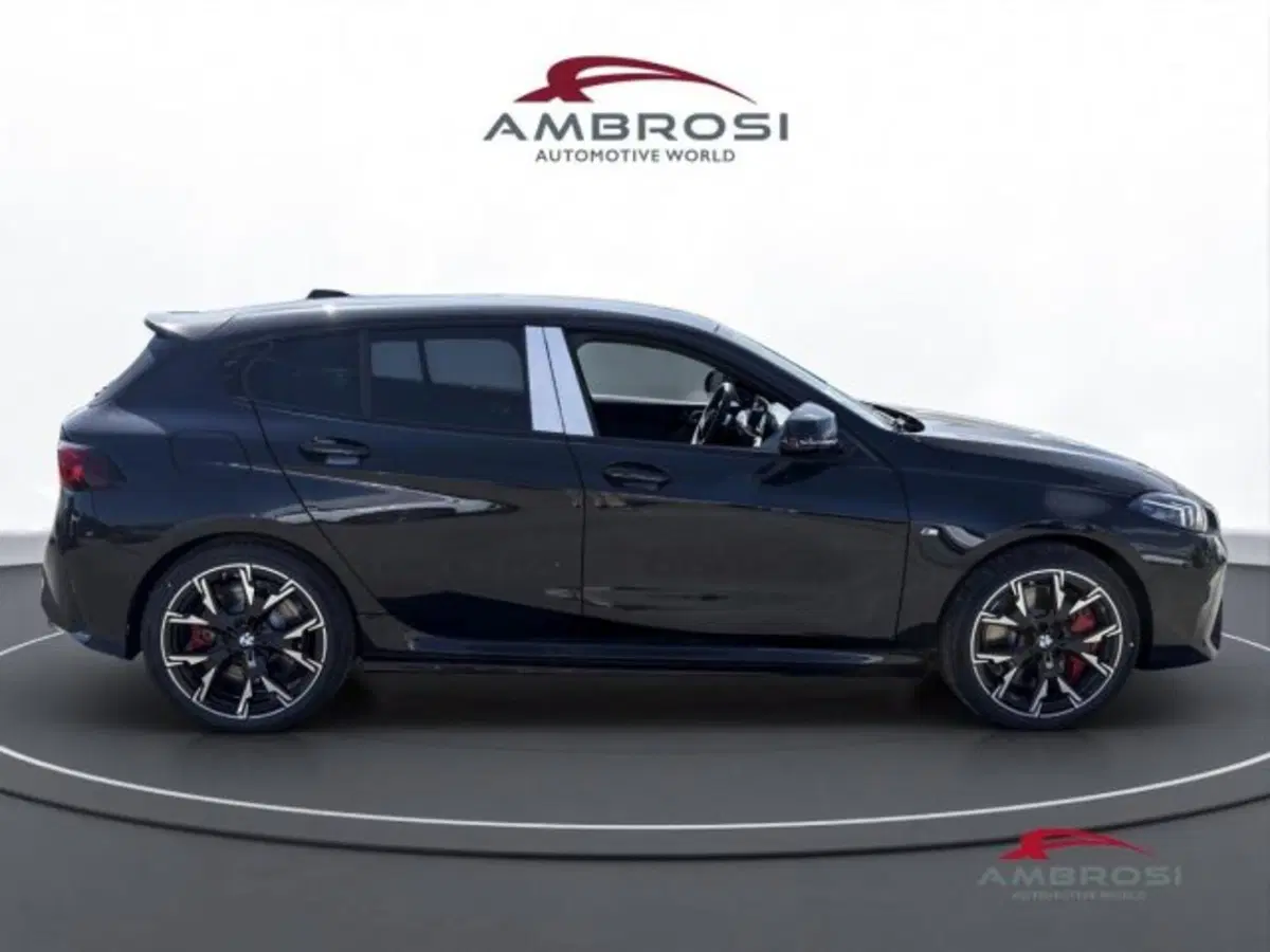 BMW Serie 1 nuova a Perugia (5)
