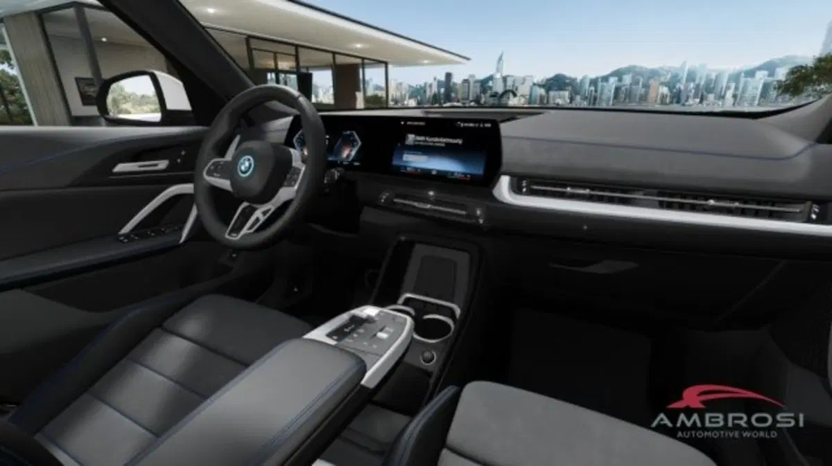 BMW iX1 nuova a Perugia (4)