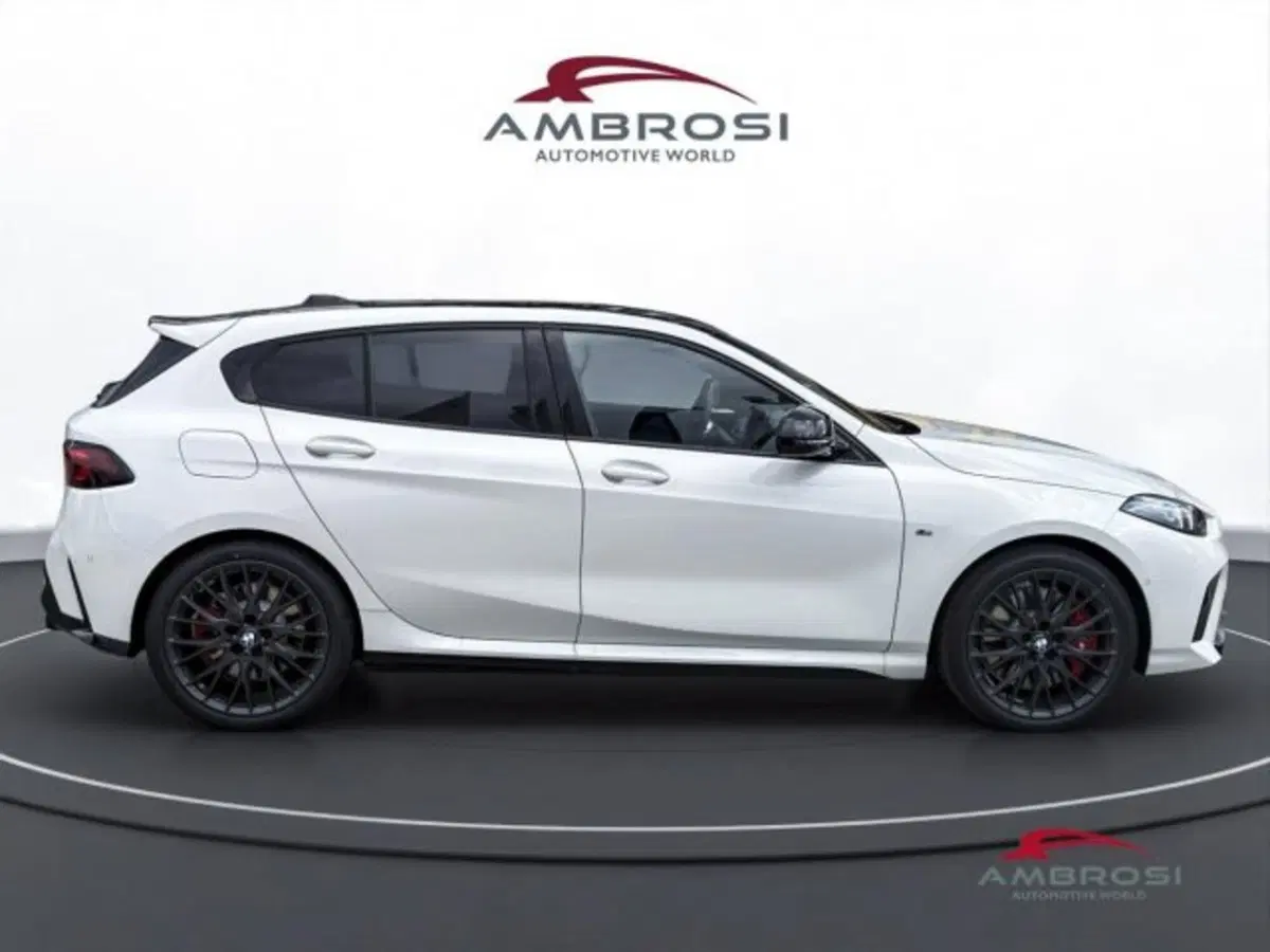 BMW Serie 1 nuova a Perugia (5)